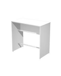 Tavolo alto per 4 coperti con piano in melaminico bilaminato conforme alle norme UNI EN classe E1. Top e fianchi sp. 25mm; completo di barra poggiapiedi in metallo. Dimensioni: 110x70cm - H105cm (per 4 coperti). Tavoli alti ideali per arredare mense, punt