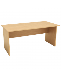 Scrivanie con dimensioni conformi alle normative sulla sicurezza dei posti di lavoro in ufficio. Bordatura dei piani in ABS 2mm antishock ed assenza di spigoli vivi. Le scrivanie sono disponibili nella versione con fianchi pannello in melaminico (sp. 22 m
