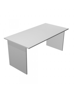 Scrivanie con dimensioni conformi alle normative sulla sicurezza dei posti di lavoro in ufficio. Bordatura dei piani in ABS 2mm antishock ed assenza di spigoli vivi. Le scrivanie sono disponibili nella versione con fianchi pannello in melaminico (sp. 22 m