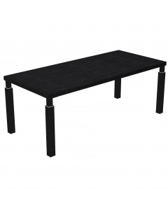 Scrivania direzionale con quattro gambe in metallo a sezione quadrata complete di piedini regolabili in altezza per un perfetto livellamento. Le gambe hanno sezione 70x70mm sul fusto e 40x40 mm nella parte alta e si agganciano al desktop ognuna con una ro