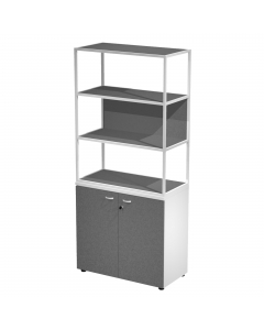 Libreria in metallo a 3 vani con struttura 20x20 mm a giorno con ripiani, base, cappello e un dietro in melaminico , sovrapposta ad un armadio basso,  completo di ante battenti con serratura. Libreria metal completa di 1 dietro in melaminico posizionabile