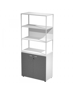 Libreria in metallo a 3 vani con struttura 20x20 mm a giorno con ripiani, base, cappello e un dietro in melaminico , sovrapposta ad un armadio basso,  completo di ante battenti con serratura. Libreria metal completa di 1 dietro in melaminico posizionabile