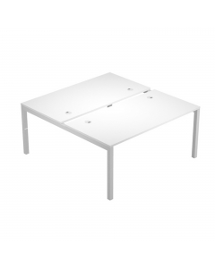 Scrivania a 2 postazioni contrapposte dimensioni L120 x P168 x H72cm (ogni postagione 120x80cm). Le scrivanie per postazione singola o multipla, sono in bilaminato nobilitato melaminico conforme alle norme UNI e EN classe E1, antigraffio ed antiriflesso, 