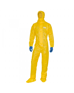 Tuta con cappuccio elasticizzato a 3 parti. Deltachem® non tessuto. Chiusura zip sotto doppia baverina. Doppio elastico fondo manica per pollice. Elastico di chiusura in testa, in vita, ai polsi ed alle caviglie. Imballo individuale sottovuoto. Non tessut