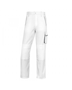 Pantalone da lavoro PANOSTYLE . Elastico in vita. 5 tasche di cui 1 portametro. Sargia 65% poliestere 35% cotone 235 g/m². Categoria DPI: 2. Certificazione CE. Conformità alle norme EN ISO 13688:2013 e EN14404:2004+A1: 2010.