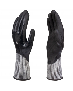 Guanti Tricot DELTANOCUT® Fibra alte prestazioni DELTAnocut®. Doppia spalmatura nitrile. Finezza 13. Impermeabile all'oli e buona adesione. Ottima protezione delle mani. Certificato CE. Conforme a EN ISO 21420:2020, EN388:2016+A1:2018.