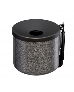 Portacenere da muro in metallo verniciato silver punteggiato. Testa antifuoco. Svuotamento facilitato tramite ribaltamento del portacenere.
Fissaggio a muro con viteria inclusa. Dimensioni: Ø16xH12cm. Capacità 2,0Lt. Made in PRC. Si consiglia di pulire la