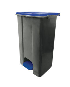 Contenitore in polipropilene plastica riciclata (minimo 70%); sistema d’apertura del coperchio in plastica; coperchi disponibili in vari colori per incentivare la raccolta differenziata; ampio pedale per utilizzo conforme al metodo HACCP; maniglia di tras