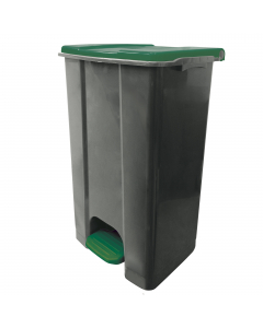 Contenitore in polipropilene plastica riciclata (minimo 70%); sistema d’apertura del coperchio in plastica; coperchi disponibili in vari colori per incentivare la raccolta differenziata; ampio pedale per utilizzo conforme al metodo HACCP; maniglia di tras