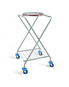 Carrello pieghevole dotato di pratico elastico ferma sacco. Struttura in ferro e polipropilene con 4 ruote pivottanti. Dimensioni: L58 x P56cm x H106cm.
