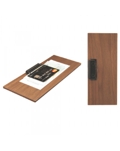 Portaconto realizzato a mano in legno di noce laccato. Clip nero in metallo laccato. Dimensioni: 24x10cm.