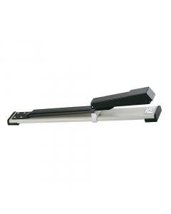 Cucitrice in metallo braccio lungo.

Regolatore della profondità di cucitura: si 
Profondità max di cucitura: 317mm
Capacità max di cucitura: 20fg 
Tipo di punto: aperto e chiuso
Punti utilizzabili:  24/6 e 26/6
Dimensioni: 397x52x70mm