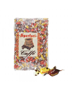 Caramelle mini, gusto caffè busta 1Kg  Sperlari. Ingredienti: sciroppo di glucosio, zucchero, latte concentrato scremato zuccherato, caffe’ (2,6%), aroma, correttore di acidita’: bicarbonato di sodio, sale.
