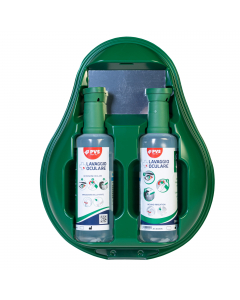 stazione per il lavaggio oculare di emergenza composta da 2 flaconi di Soluzione salina sterile. Il flacone è dotato di tappo oculare per un rapido utilizzo. il suportoè dotato di specchietto ed è fornito con viti e tasselli per il fissaggio a parete.