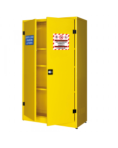 Armadio di sicurezza componibile per lo stoccaggio di liquidi infiammabili, realizzato in lamiera di acciaio al carbonio P02 spessore 10/10. Colore GIALLO RAL 1021. Dotato di ripiani di contenimento regolabili in altezza e vasca di raccolta a tenuta stagn