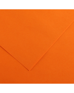 Carta colorata monoruvida perfetta per lavori manuali, lo schizzo e il disegno. Lato liscio per pennarello e marcatore, lato ruvido per matita, fusaggine e pastello. Resistente alle frequenti cancellature. Disponibile in 30 tinte vive e moderne colorate i