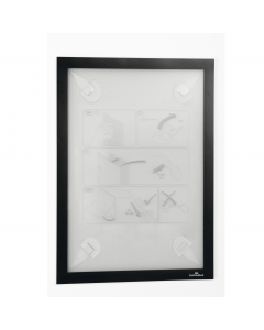 Cornice espositiva adesiva rimovibile progettata per le superfici sensibili come carta da parati, legno e plastiche delicate. 
La cornice aderisce alle superfici grazie a delle strisce biadesive rimovibili, che permettono di staccarla senza lasciare resid