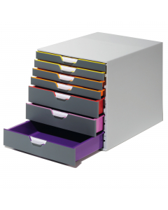 Cassettiere Varicolor a 7 cassetti solida e durevole, realizzata in materiali di alta qualita. Design moderno e ricercato caratterizzato da cassetti con interno e profilo in 5 differenti colori, visibili anche a cassetto chiuso, facilitano la classificazi