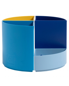 Portapenne modulare. Composto da 4 moduli che possono essere combinati insieme per creare un portapenne. Caratterizzato da due altezze per grandi e piccoli oggetti. Materiale: PS. Dimensioni:120x120x83 mm.