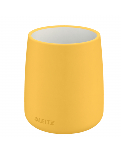 Portapenne moderno in ceramica. Diametro superiore 85 mm e altezza 108 mm. Accoglienti colori opachi con un design minimalista.
