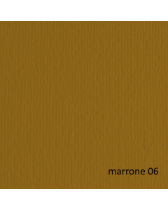 Cartoncini colorati fabbricati con pura cellulosa. Superficie liscia da un lato e ruvida dall'altro.