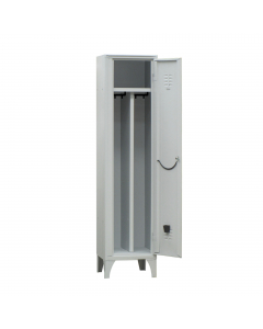 Armadio ad 1 vano con tramezza (per separazione sporco/pulito) dotato di ripiano superiore con sottostante tubo ovale porta grucce in PVC completo di ganci scorrevoli. Tramezza sporco / pulito. Porta ombrello e vaschetta raccogli gocce su anta. Porta cart