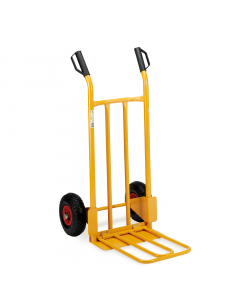 Carrello in acciaio rinforzato verniciato di colore giallo, manopole con paracolpi, completo di ruote pneumatiche. Portata massima 300 kg. Dimensioni: 110x46x56cm. Ruota di ricambio cod 91884. Articolo destinato ad esclusivo uso domestico. Non adatto ad u