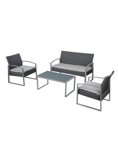 Set composto da un tavolino, un divano e due poltrone. Struttura in acciaio verniciato con vernici epossidiche di colore grigio, rivestimento in polyrattan bianco lavato completo di cuscini di colore grigio. Tavolo rettangolare con top in vetro temperato 