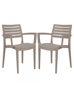 Sedia in polipropilene impilabile. Dimensioni H80xL59xP51cm. Altezza seduta 43cm.