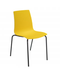 Sedia in polipropilene opaco con base nera. Il design moderno incontra la funzionalità. La sedia perfetta per dare colore ad ogni ambiente. Dimensioni: L48xP52,5xH82,5cm.