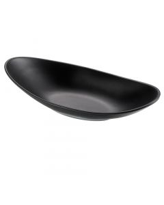 Piatto ovale in melamina nera, 31x16x4 cm. Peso netto 291gr. Capacità: 650ml. Colore Nero. 100% Melamina, prodotto idoneo al contatto con tutti i tipi di alimenti (T max70°C). Articolo lavabile in lavastoviglie; Da non utilizzare con utensili taglienti. P