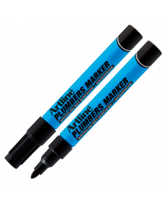 Marcatore permanente ideale per l'uso sulla maggior parte delle superfici umide, tra cui tubi, plastica,  metallo e rame. Punta tonda 1,5 mm.