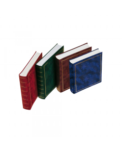 Album con rilegatura a libro. Interno a fogli in cartoncino con velina. Dimensioni 30x33cm. 50 fogli. Colore: rosso.