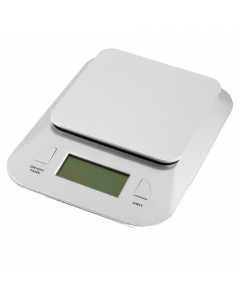 Bilancia elettronica con display LCD. Funzione tara. Autospegnimento per risparmio di batteria, peso massimo 3kg, scala 2gr. Segnale batterie in esaurimento e sovraccarico. Funziona con 2 batterie mini stilo AAA (non incluse).