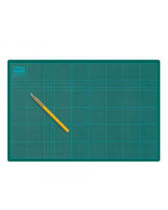 Piani da lavoro antitaglio con triplo strato spessore 3 mm e doppia superficie antitaglio. 
Protegge le superfici e prolunga la durata degli attrezzi da taglio. 
Formato: 60x45 cm. 
Autorigenerante su entrambi i lati.