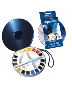 Scatola in metallo con 18 demi godet assortiti e pennello. Colori trasparenti, intensi e facilmente applicabili. Elevato potere colorante. Perfetti per creare delicate velature.