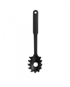 Servispaghetti da cucina di colore nero. Materiale: nylon. Idoneo al contatto con gli alimenti. Può essere lavato in lavastoviglie.