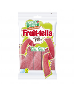 Caramelle morbide alla frutta. Confezione da 145gr. Ingredienti: zucchero, sciroppo di glucosio, farina di FRUMENTO, sciroppo di glucosiofruttosio, acidificanti (acido malico, acido citrico), succo di fragola (3%), correttore di acidità (malati di sodio),