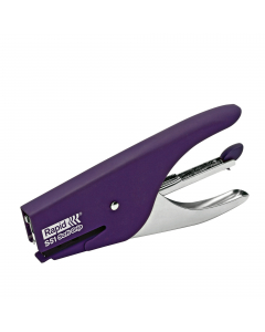 Cucitrice in acciaio con trattamento gommato che la rende piacevole al tatto e sicura nell'impugnatura. Capacità carica: 200 punti. Profondità cucitura 42mm. Cucitura: punto chiuso fino a 15fg. Utilizza punti Rapid 21/4.