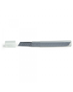 Lame di ricambio universali per cutter. Larghezza lama: 9 mm. Lunghezza: 8 cm. In tubetto da 10 lame.