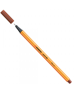 Punta in feltro con rinforzo in metallo per garantire una grande resistenza. Cappuccio ventilato antisoffocamento. Lunga durata anche senza cappuccio. Ideale per lavori con riga , fotocopie e stancils.
Tratto da 0,4mm.
Colore: sanguigna.