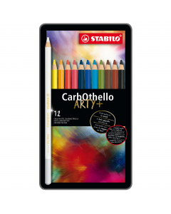 Astuccio in metallo Stabilo contenente 12 matite colorate Carbothello, mina carboncino dal tratto secco e polveroso, utilizzabili sia a secco, sia in miscela. Spessore del tratto 4,4mm, intensa luminosità ed opacità, molto resistente a luce ed urti.