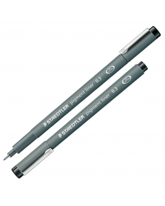 Penna a punta sintetica calibrata, puntale in metallo ideale per tracciare con righe e squadre. Inchiostro pigmentato nero intenso resistente nel tempo, ideale per documenti, ben riproducibile. Cancellabile su carta da lucido. Tratto 0.3mm.