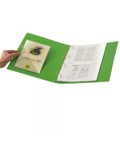 Tasche autoadesive realizzate in PVC utili da applicare all'interno di cartelle, raccoglitori ecc.. Formato utile 17x17cm triangolare. Confezione da 10.