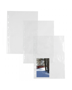 Buste porta foto realizzate in PP liscio. Il divisorio trasparente permette di vedere entrambi i lati. Formato esterno 21x29,7cm. Contiene 8 foto da 10x15cm (4 per lato) inserimento della foto laterale.