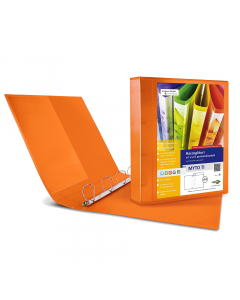 Raccoglitore personalizzabile in polipropilene colorato semitrasparente, con meccanismo a 4 anelli (a D). Dotato di tasche trasparenti sul 1° quadrante, sul dorso e all'interno. Inserimento facilitato della personalizzazione del dorso. Formato esterno: 26