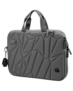 Elegante borsa porta notebook realizzata in poliestere ecologico resistente all’acqua. Dotata di scomparto rivestito in morbido peluche progettato per adattarsi a qualsiasi pc o tablet di dimensioni fino a 16”. Ulteriore scomparto con tasca dedicata per p