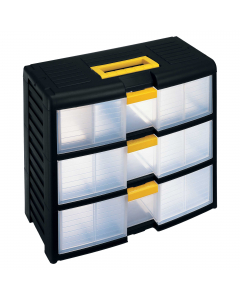 Cassettiera modulare trasportabile con maniglia ergonomica a scomparsa. 3 cassetti di altezza 10cm. 6 divisori mobili e chiusura brevettata Block-Age®. Colore: nero/trasparente. Dimensioni: 39,1x19,7x33,4cm (LxPxH). Materiale: polipropilene con chiusure i