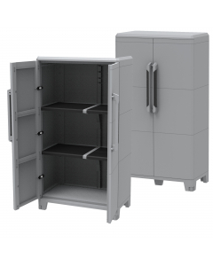 Armadio in colore grigio con struttura a moduli interconnessi e sovrapposti che garantiscono solidità e robustezza. Fondo rinforzato con 6 piedi di cui i due anteriori regolabili in altezza. Ripiani interni modulari con portata massima di 40Kg a ripiano. 