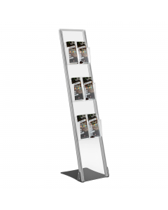 Espositore con vaschette in materiale plastico trasparente applicate con bottoni a fissaggio rapido su pannello in acrilico trasparente personalizzabile nella parte inferiore. Dimensione: L32 x P 42 x H 132cm.
